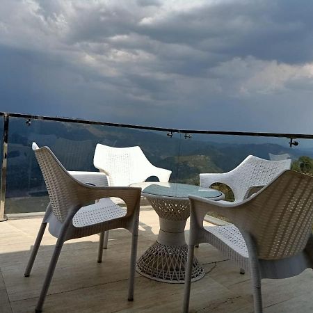 Pine Peak Villa Kasauli Luaran gambar
